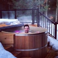 Outdoor Round Cedar Hot Tub with Led Lights
